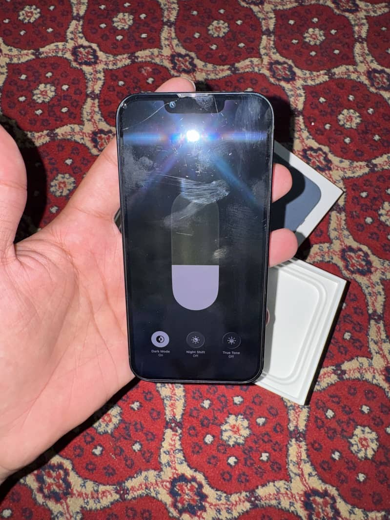 Apple iPhone 13 9