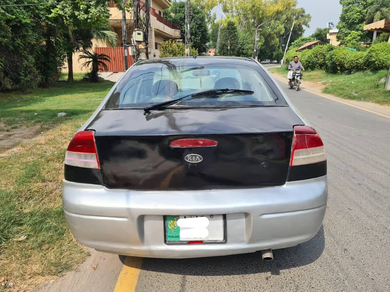 KIA Spectra 2002 automatic 2