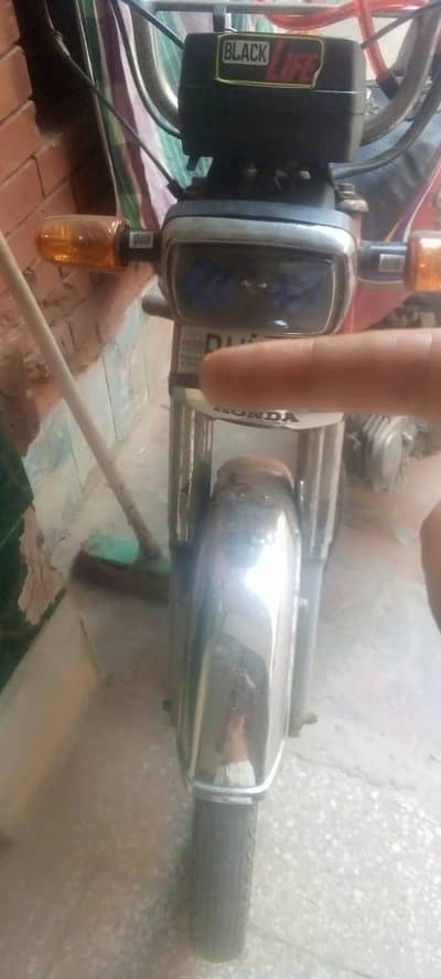 Honda CD 70 2015 03058851081