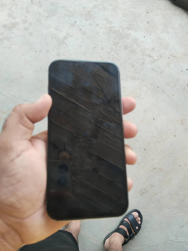 Apple iPhone 13proax 2