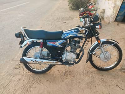 25 model honda 125