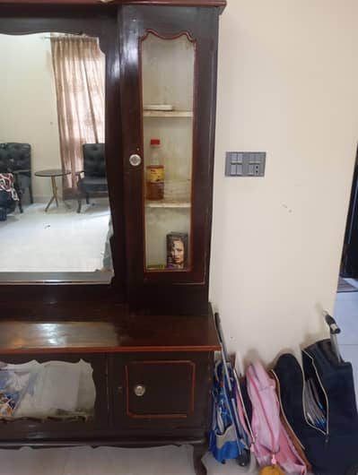 bed , side tables and dressing table