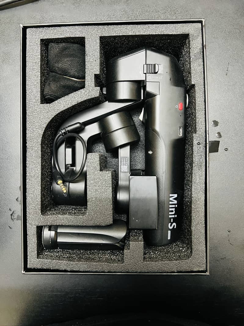 Moza mini essential gimbal 1