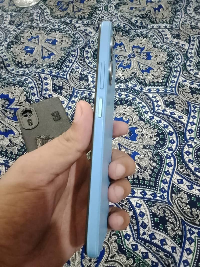 OPPO A17 3