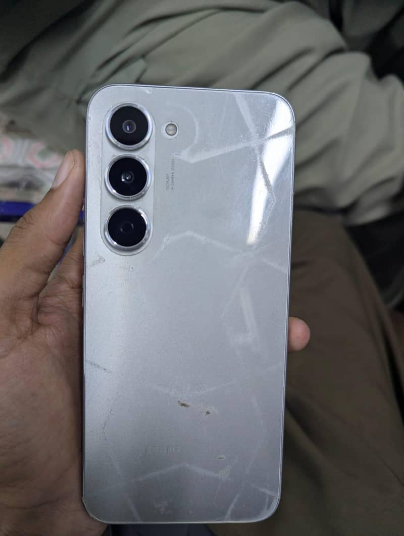 tecno spark 40 pro 4