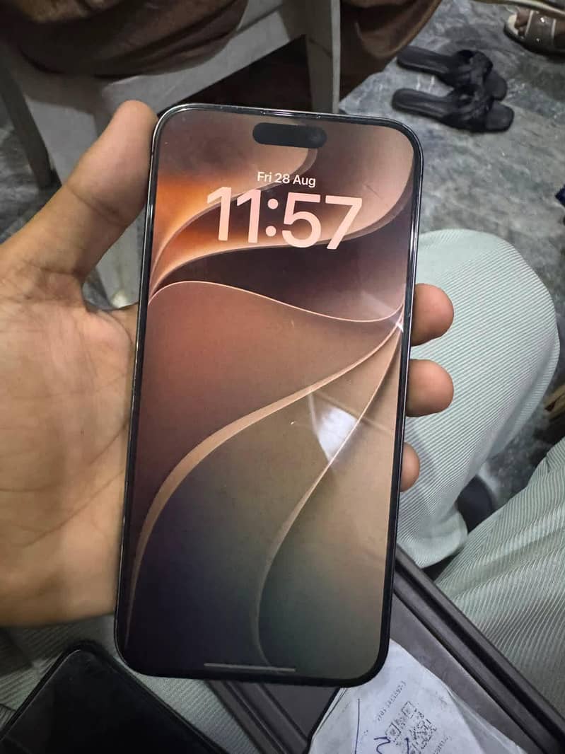 Apple iPhone 15 Pro Max( exchange possible) 1