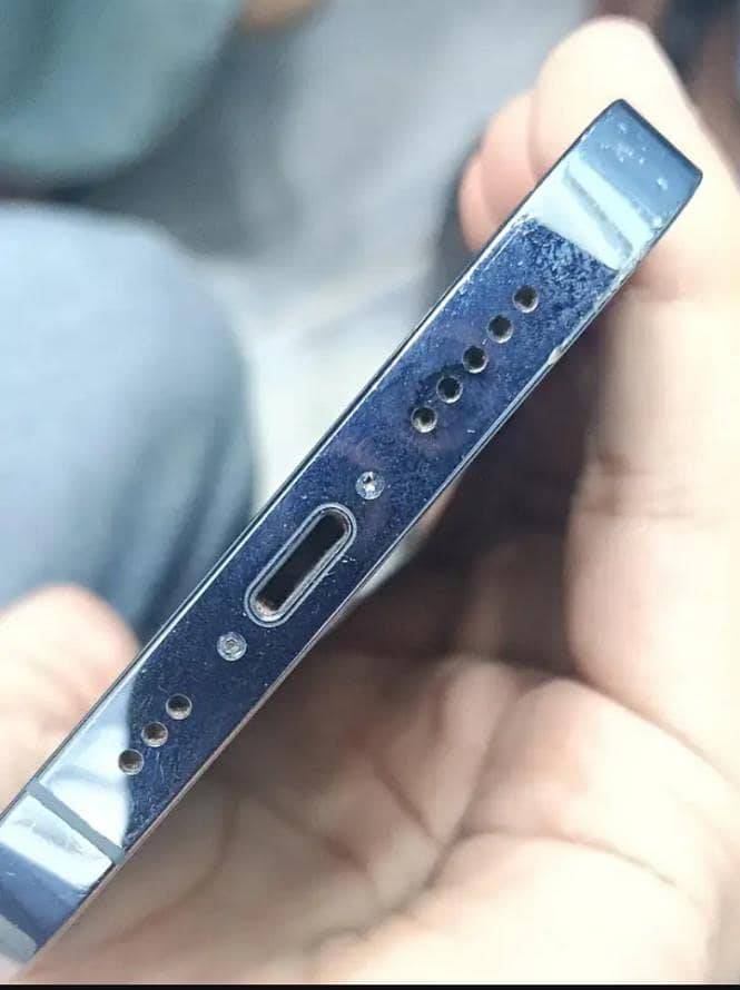 Apple iPhone 13 Pro 1