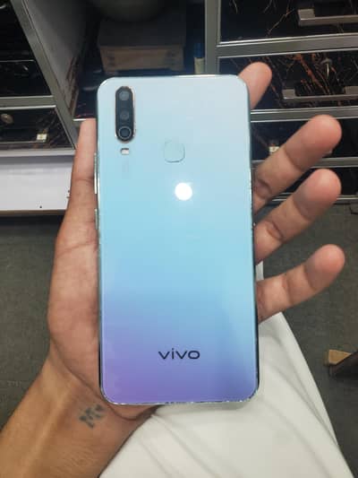 Vivo Y17
