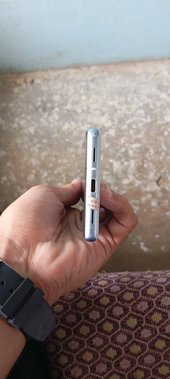 Google Pixel 7a 5