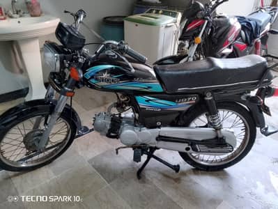 UNIQUE CD70 KARACHI