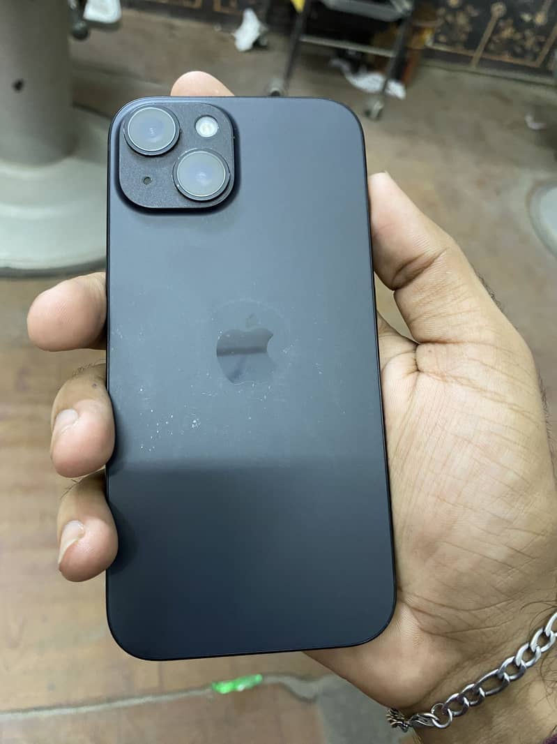 Apple iPhone 15 2