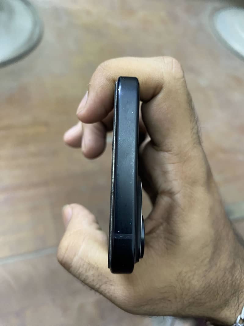 Apple iPhone 15 3
