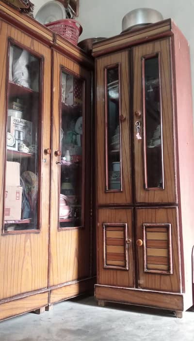 divider urgent sale karna he good condition