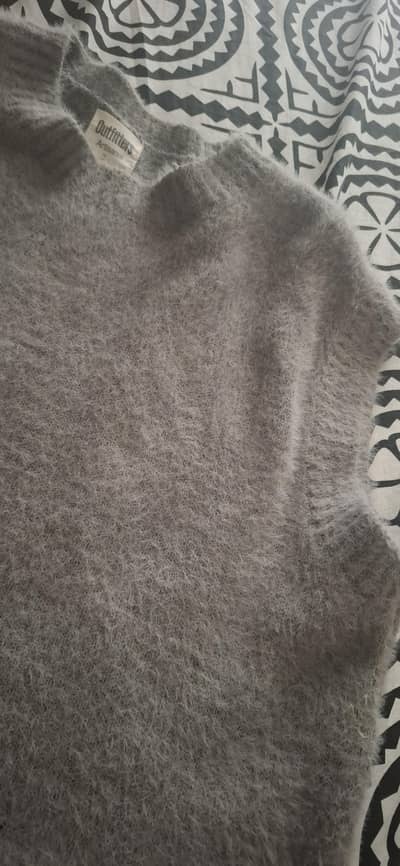 women elegant sweater 