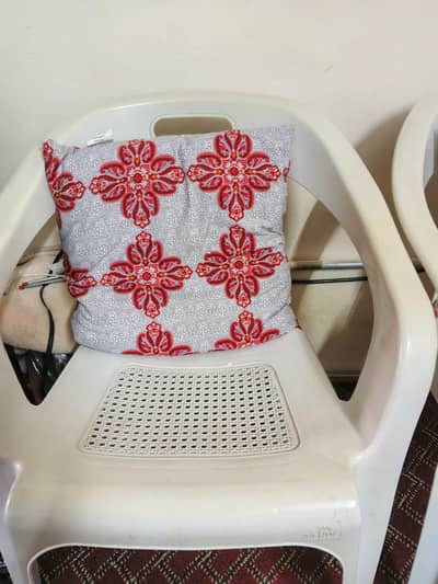 Heavy-Duty Durable Plastic Chair for Home