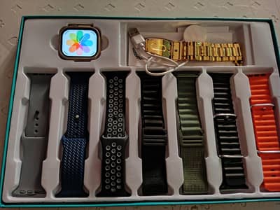 7 in 1 straps golden edition smart watch just like apple watch.