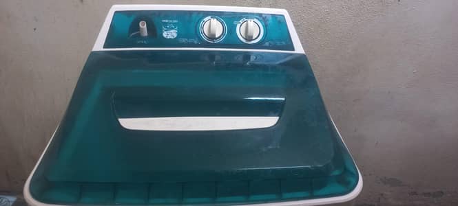 hair washing  machine  and spiner is new and washing  machine 10/8