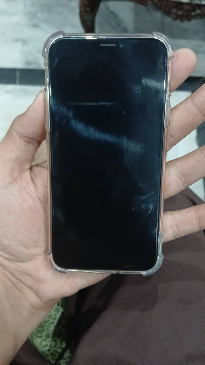 Apple iPhone X 3