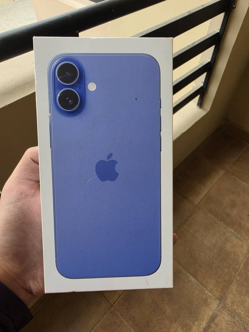 Apple iPhone 16 Plus 1