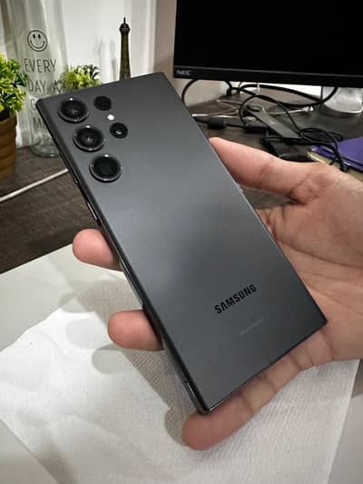 Samsung Galaxy S23 Ultra 12/256 10/10 PTA Approved
