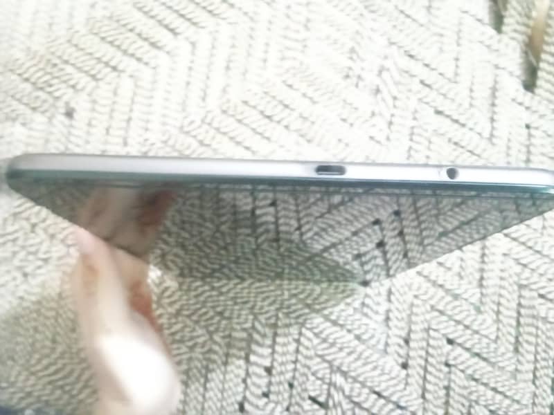 QUA TAB 2