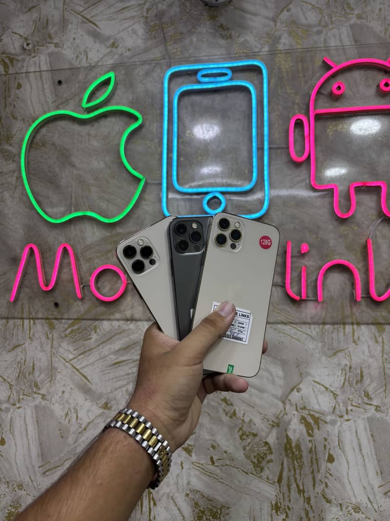 Apple iPhone 12 Pro 0