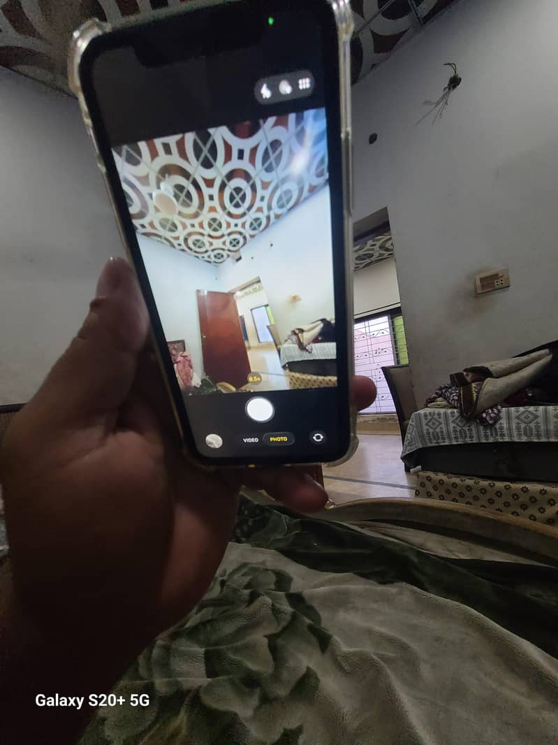 Apple iPhone 11 2