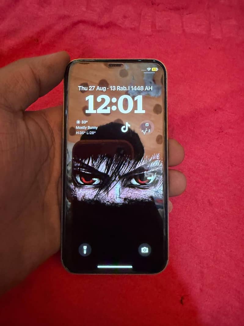 Apple iPhone XS 4