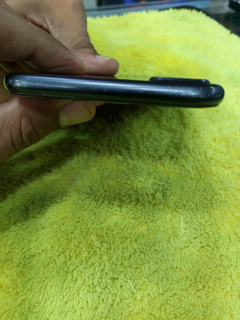 apple 4
