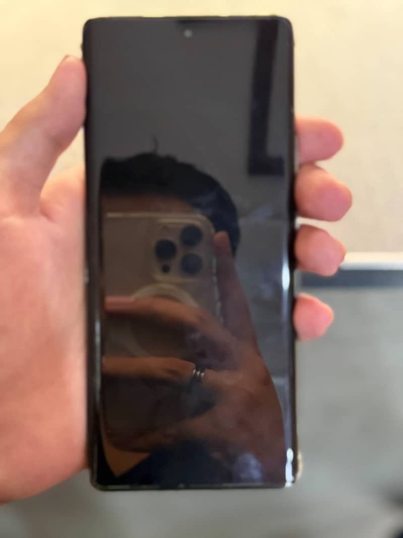 Infinix Note 40 Pro 1