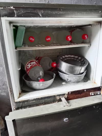 pel fridge good condition
