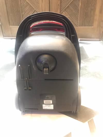 Panasonic 1400 W Vacuum cleaner