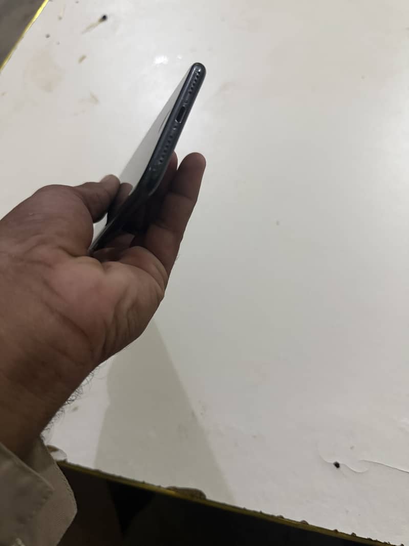 Apple iPhone 7 5