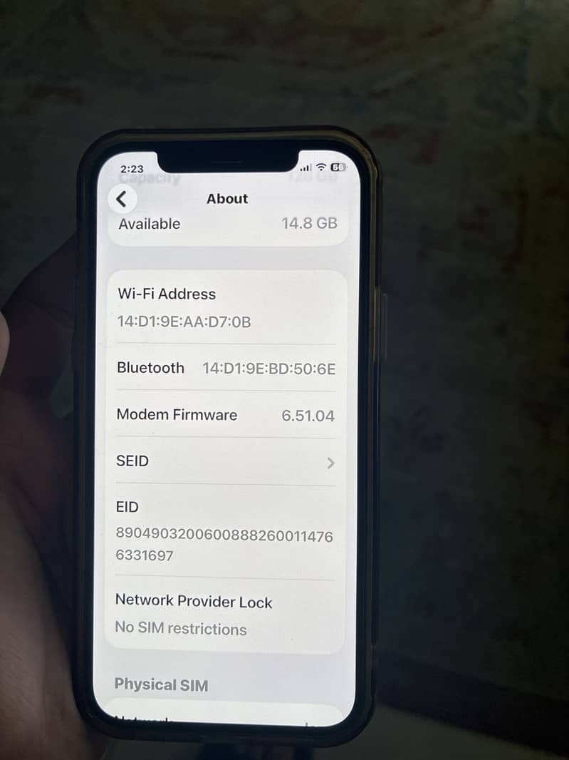 Apple iPhone 12 4