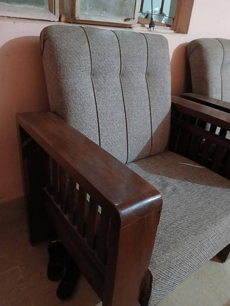 Sofas used condition 1