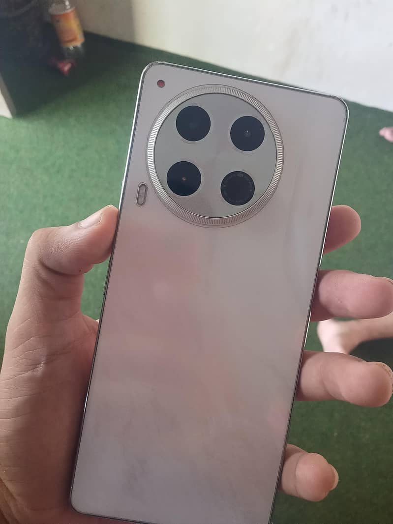 Techno camon 30 3