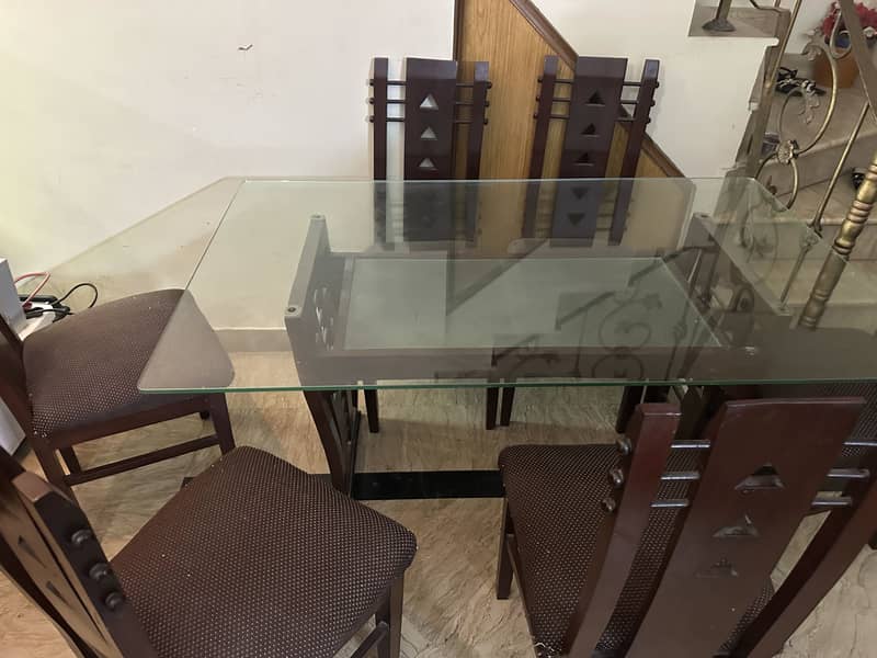 Dining table 6 seater 0