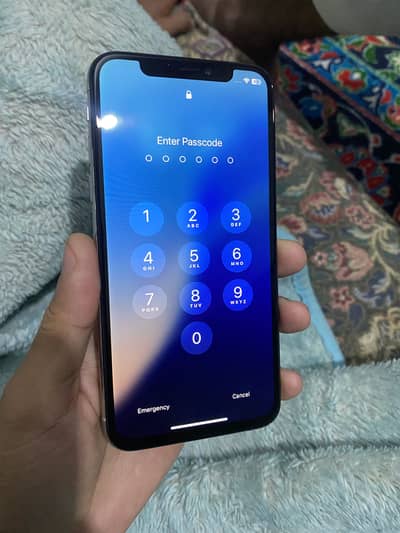 Apple iPhone XS