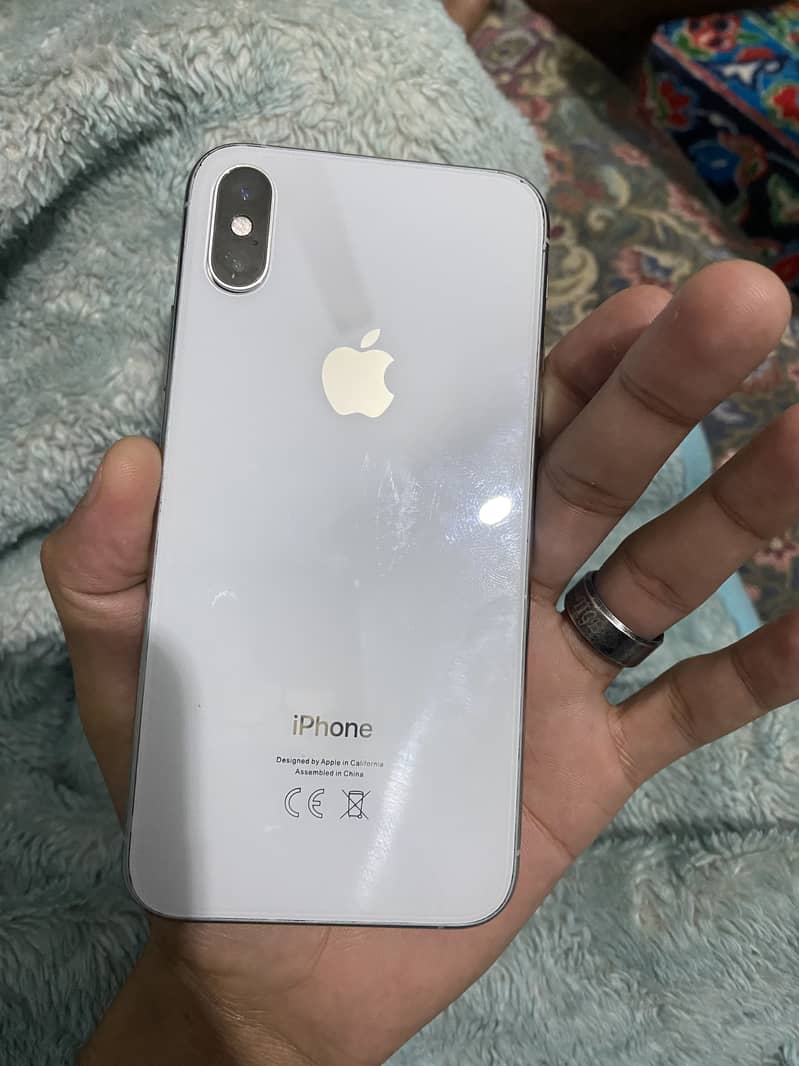 Apple iPhone XS 1