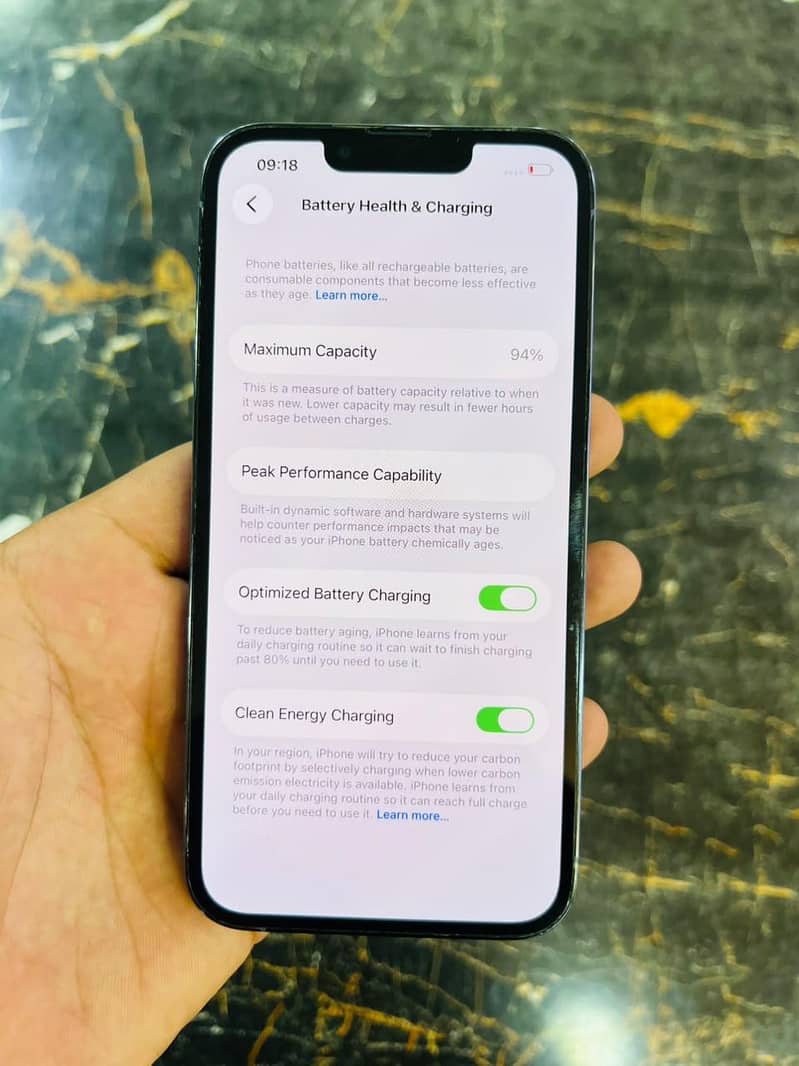 Apple iPhone 13 Pro 4