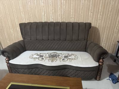 6 seater Sofa for urgent sale