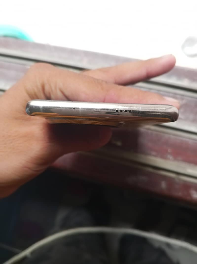 Tecno CAMON 30S 4