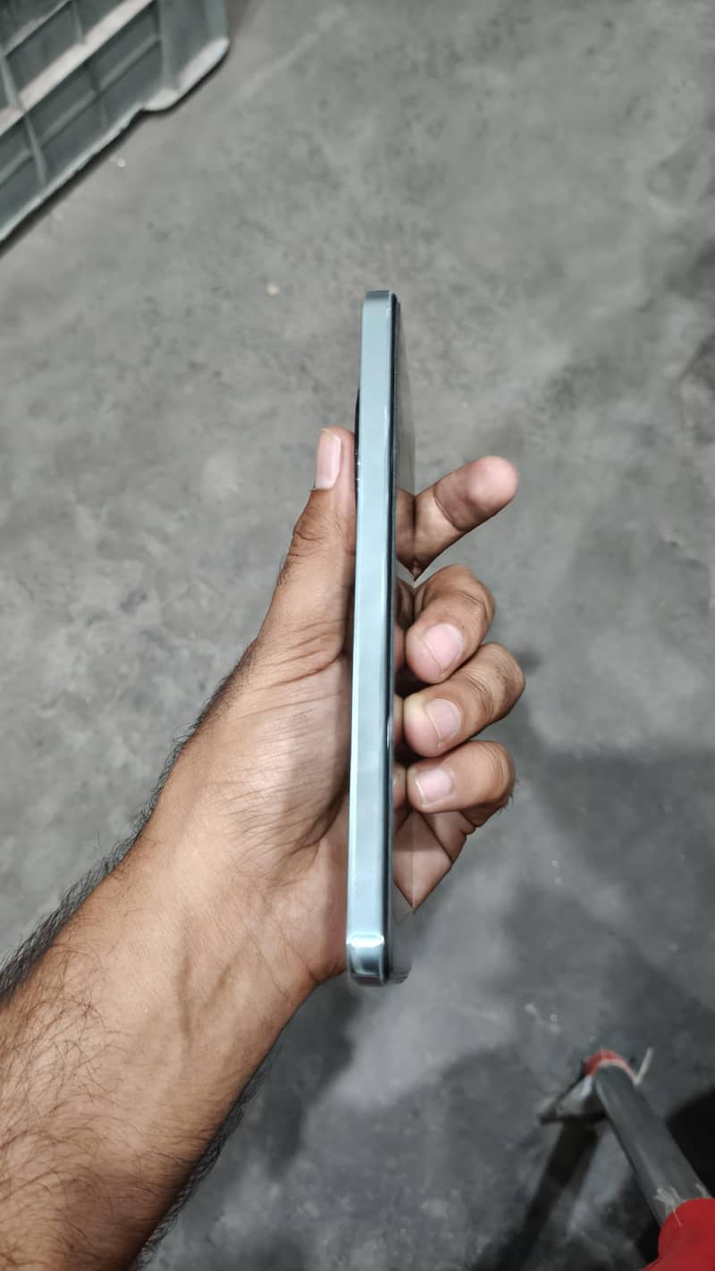 Realme 12 Plus 2