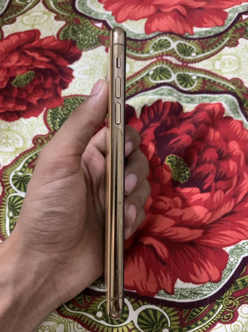 Apple iPhone 11 Pro Max 5