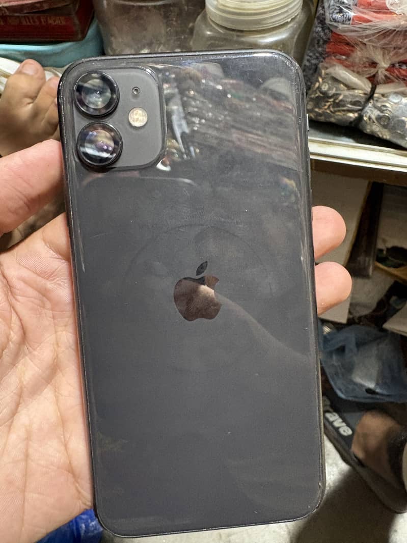Apple iPhone 11 0