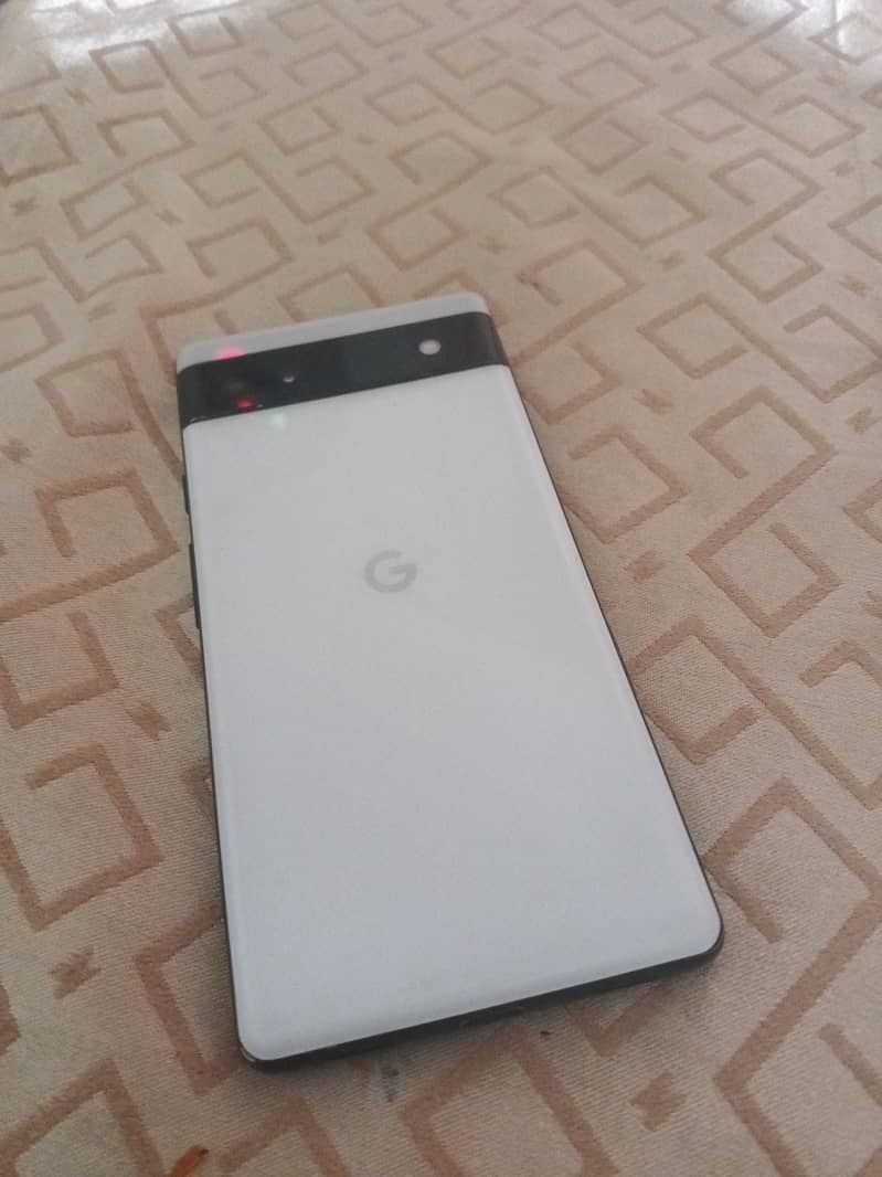 Google Pixel 6a 1