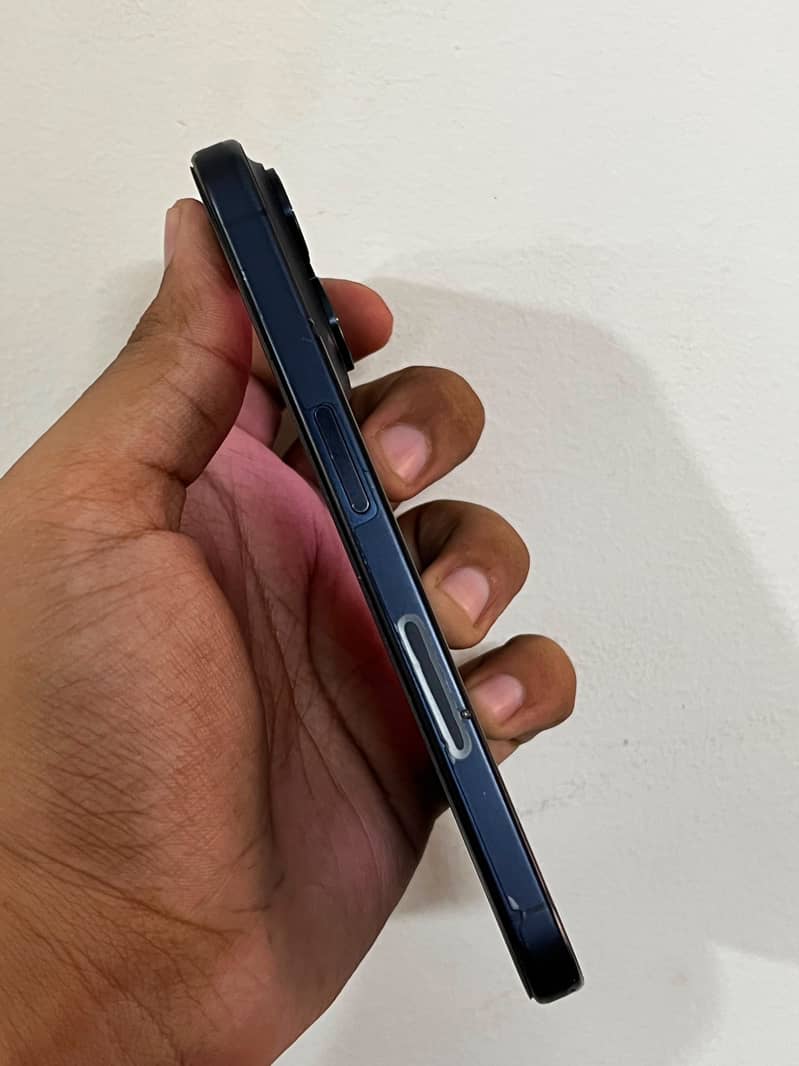 Apple iPhone 15 Pro 7