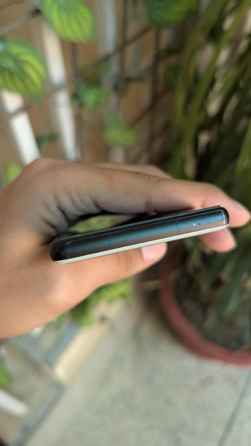 Google Pixel 6a (Read add) 7