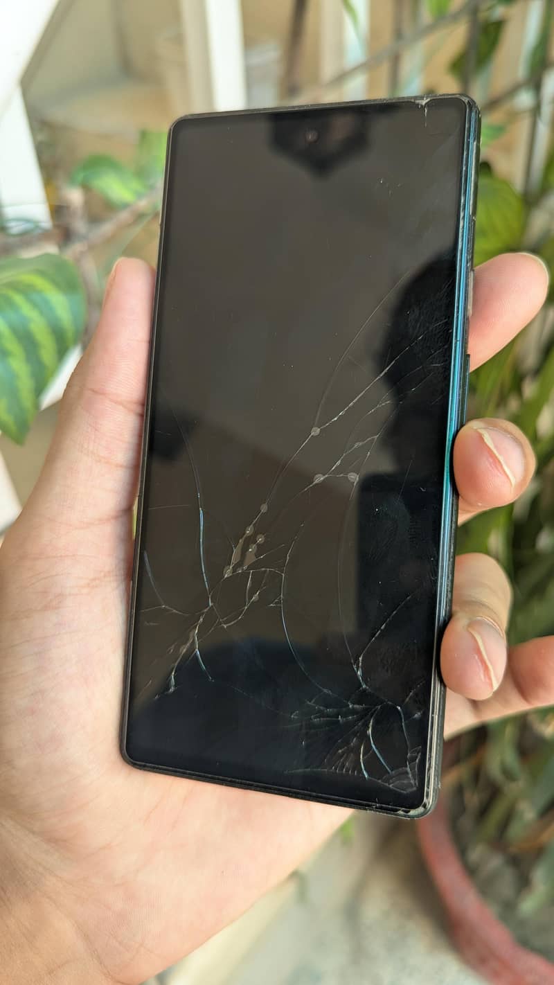 Google Pixel 6a (Read add) 8