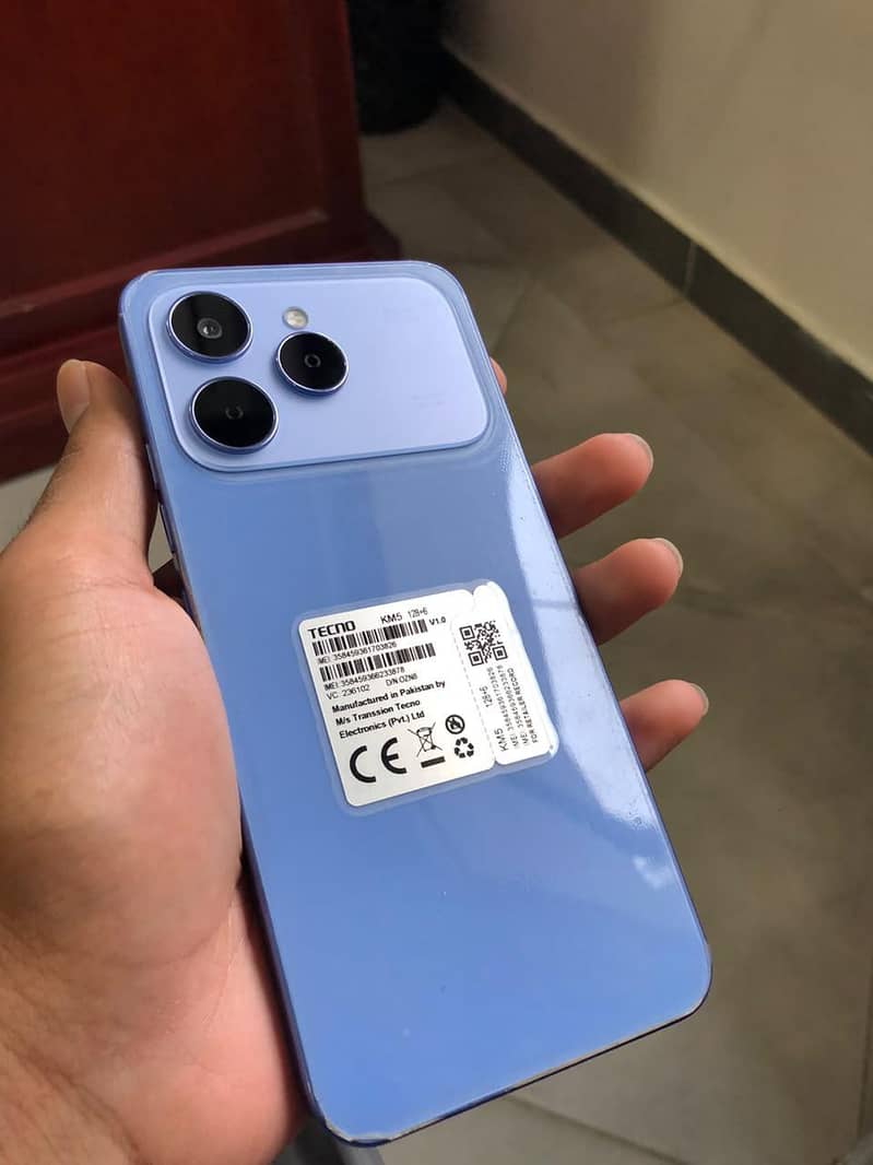 Tecno Spark 40 4